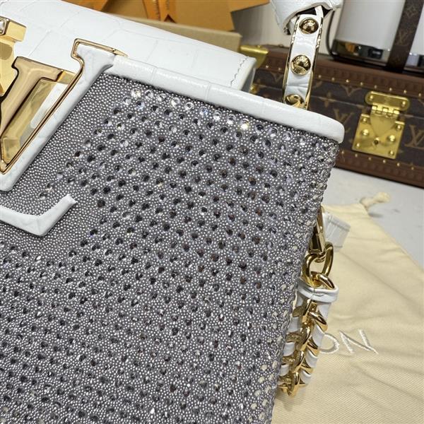 2026120164256892 830